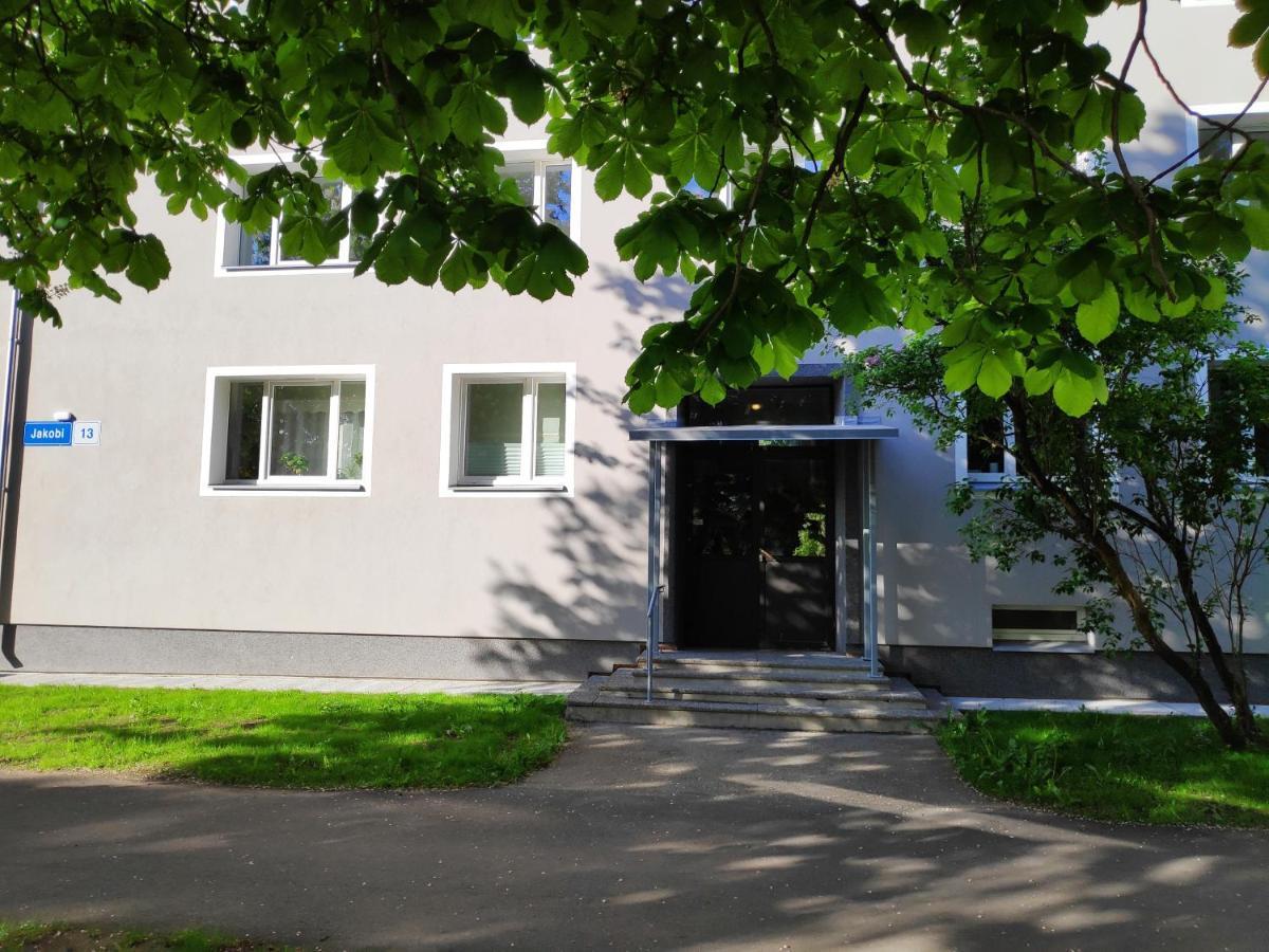 Jakobi Guest Apartment Таллин Экстерьер фото