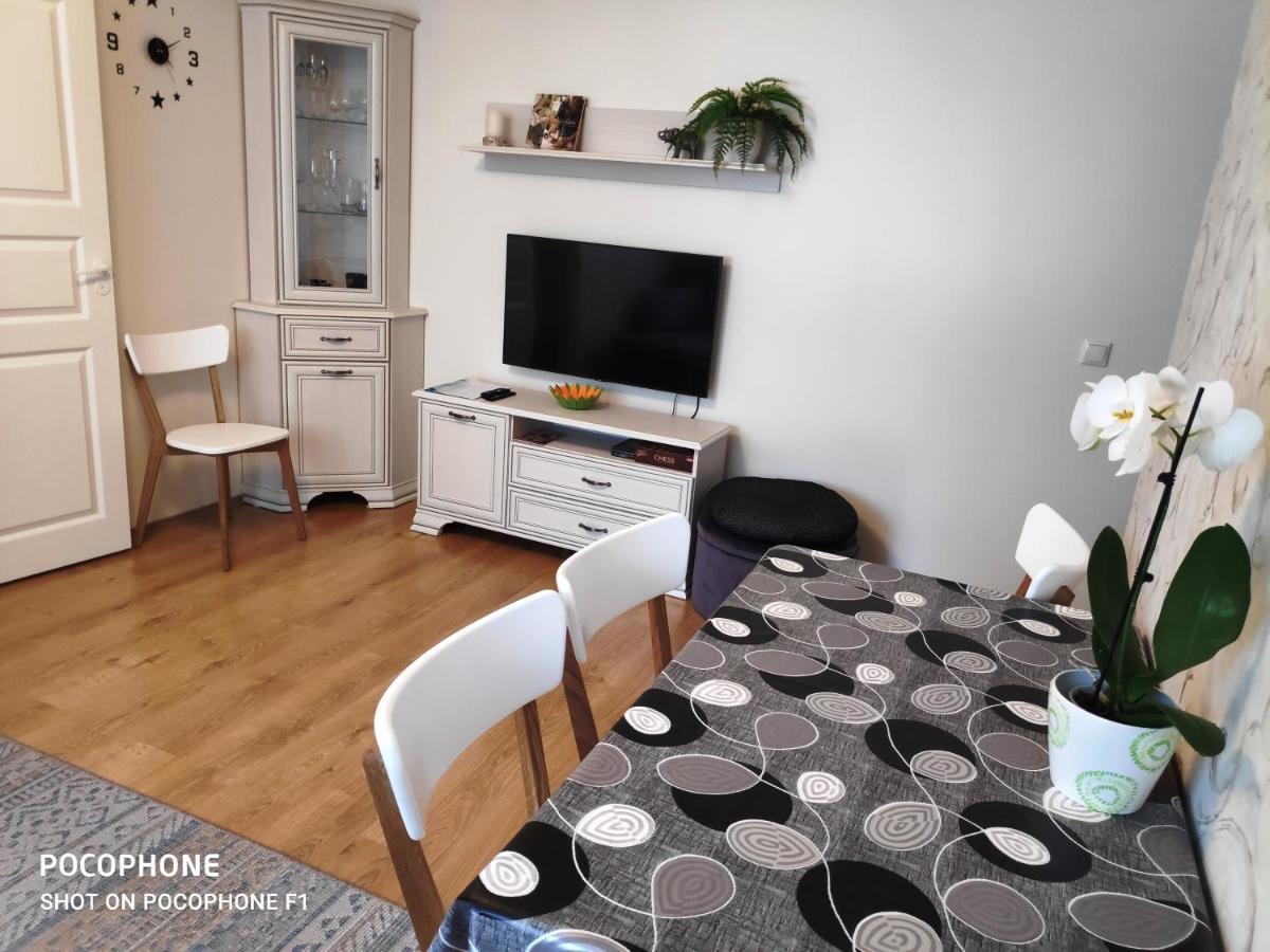 Jakobi Guest Apartment Таллин Экстерьер фото